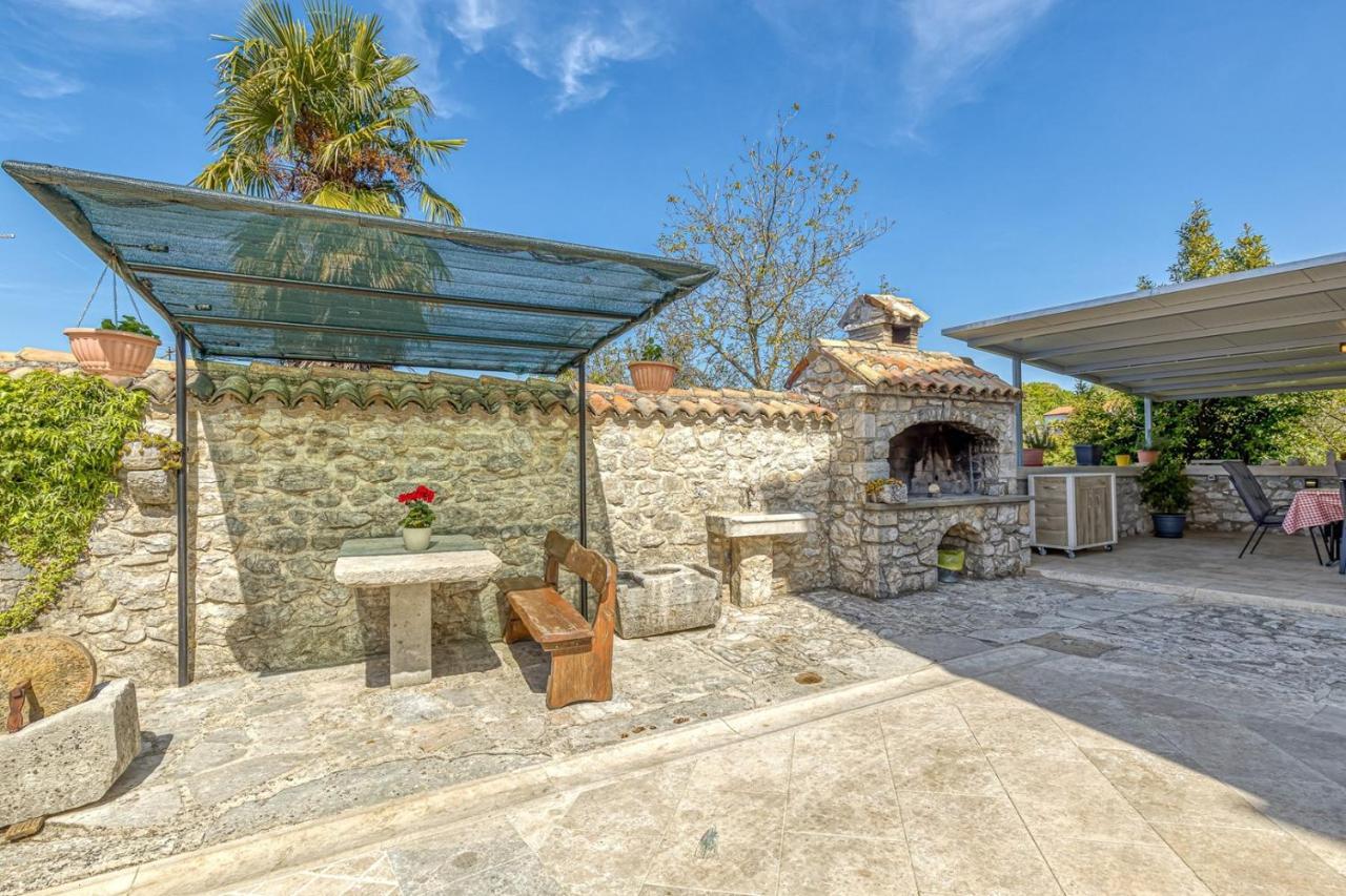 Holiday House Lidia I Rina Pićan المظهر الخارجي الصورة