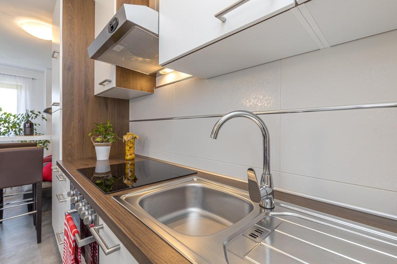 Holiday House Lidia I Rina Pićan المظهر الخارجي الصورة