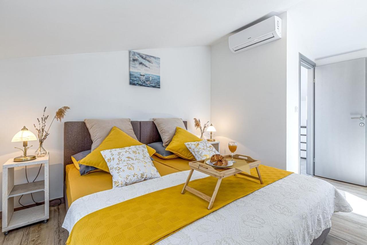 Holiday House Lidia I Rina Pićan المظهر الخارجي الصورة