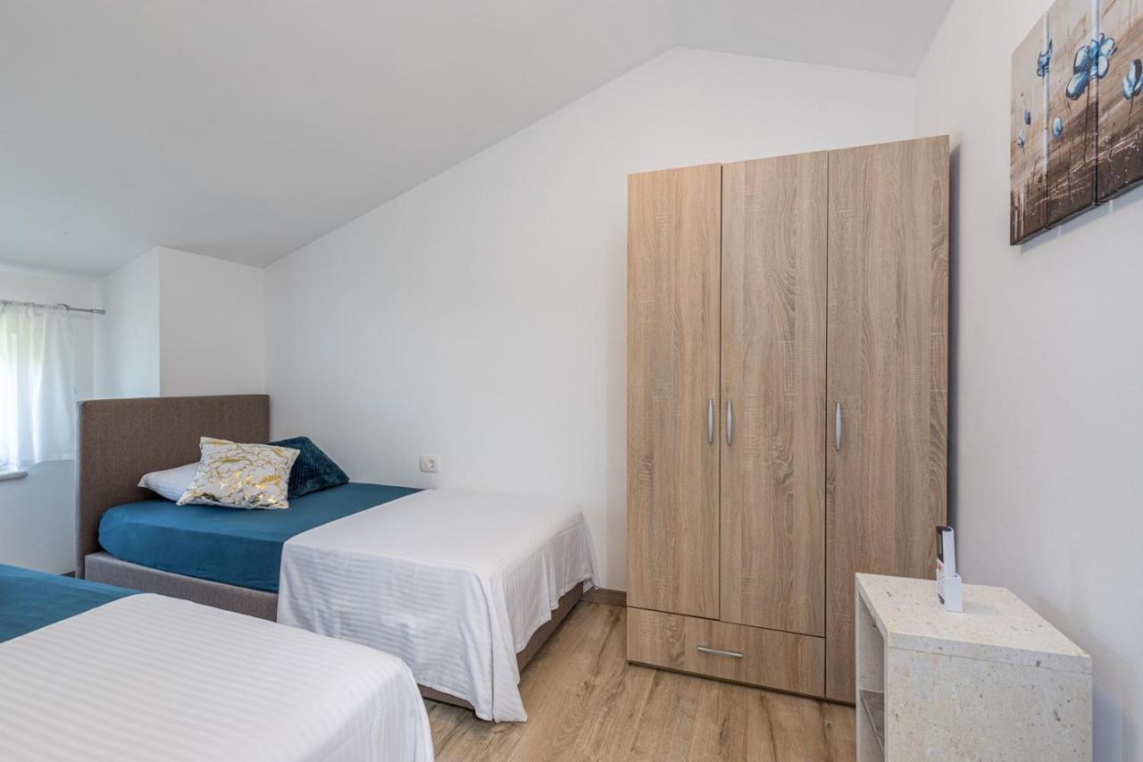 Holiday House Lidia I Rina Pićan المظهر الخارجي الصورة